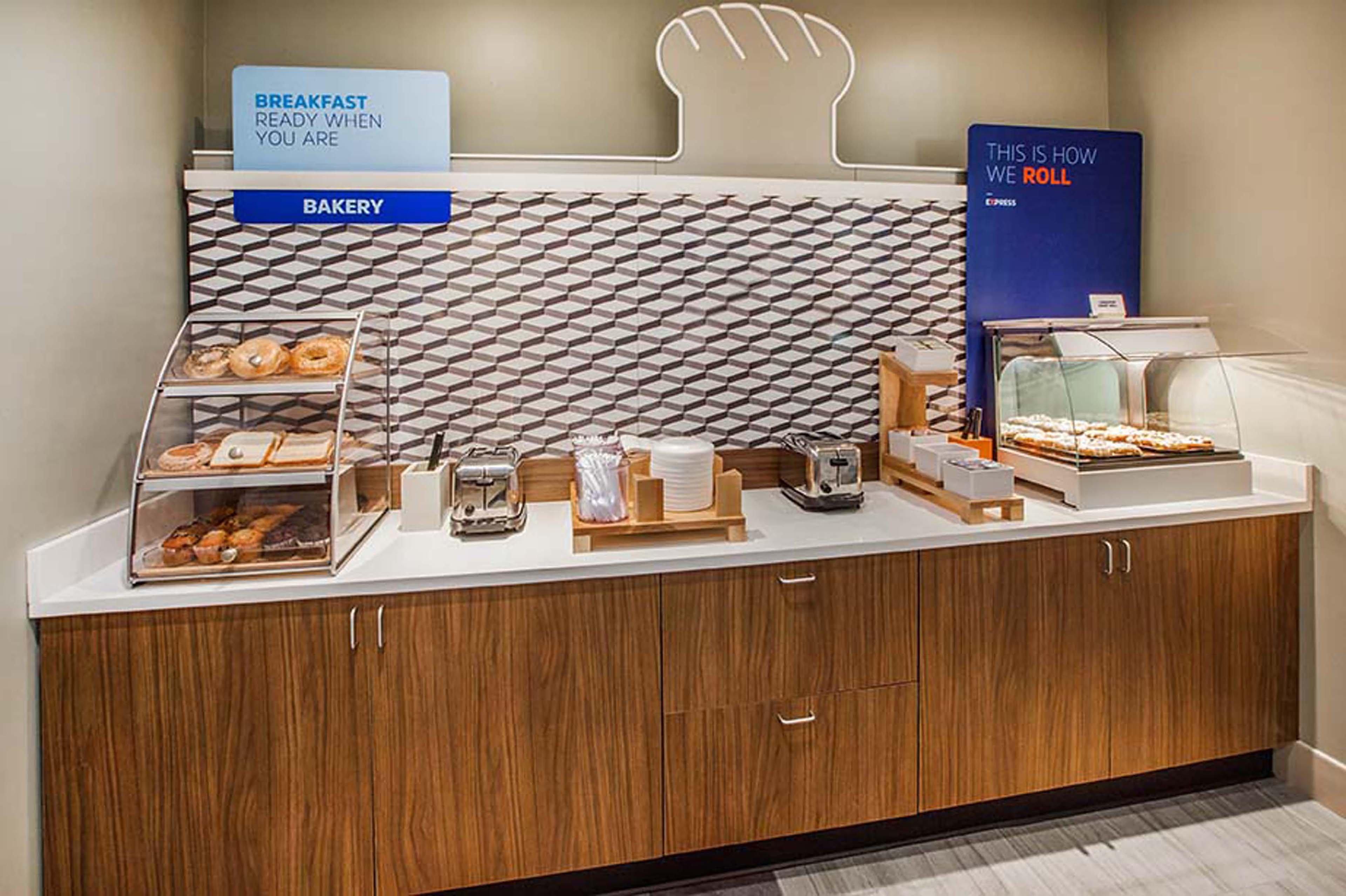Holiday Inn Express & Suites Roanoke Rapids By Ihg Luaran gambar