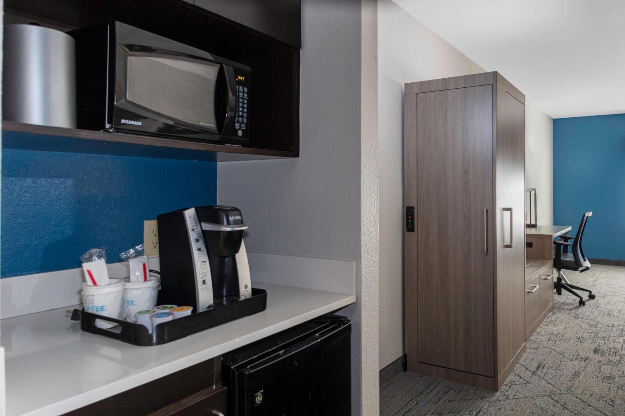 Holiday Inn Express & Suites Roanoke Rapids By Ihg Luaran gambar