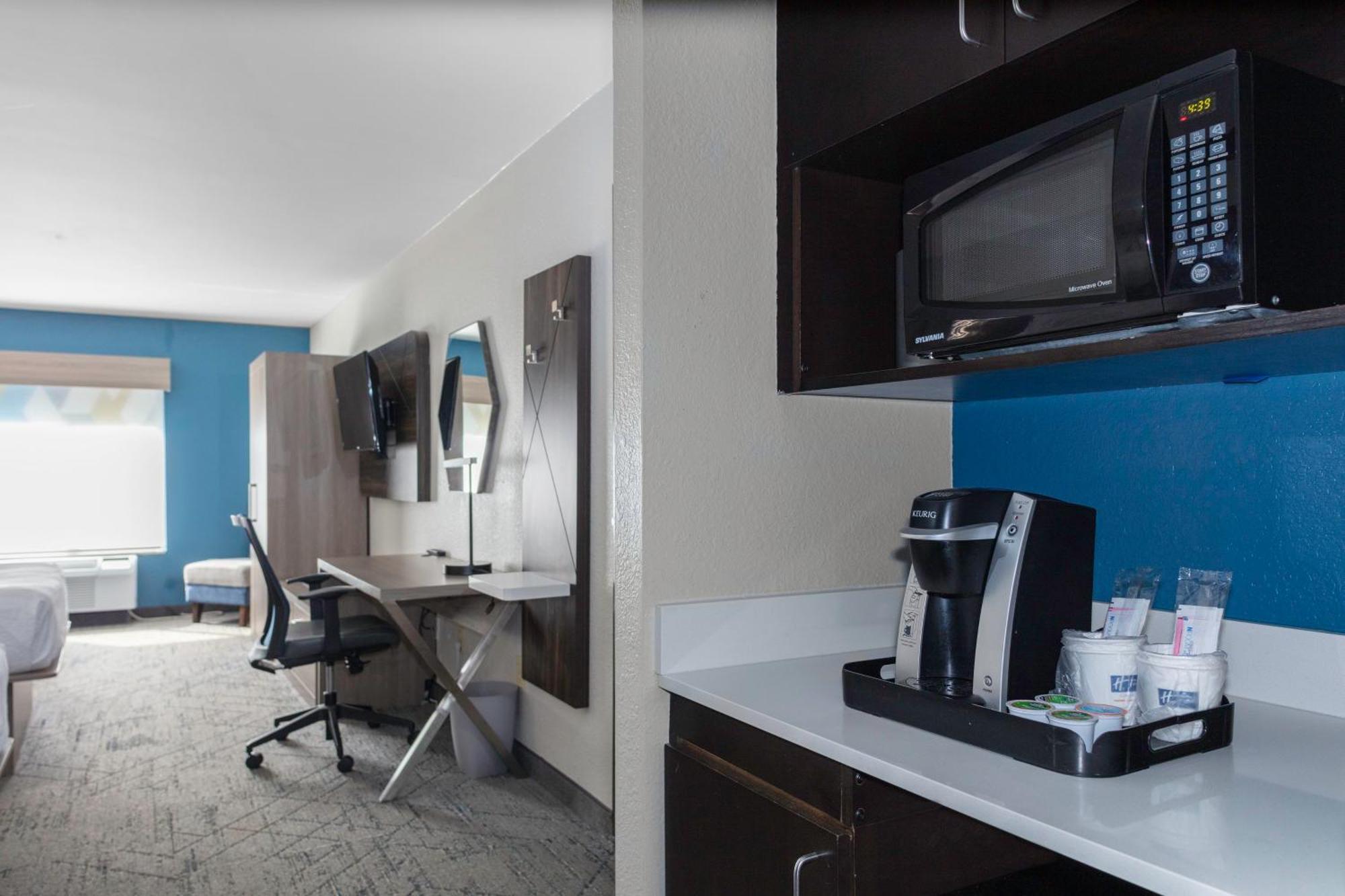 Holiday Inn Express & Suites Roanoke Rapids By Ihg Luaran gambar
