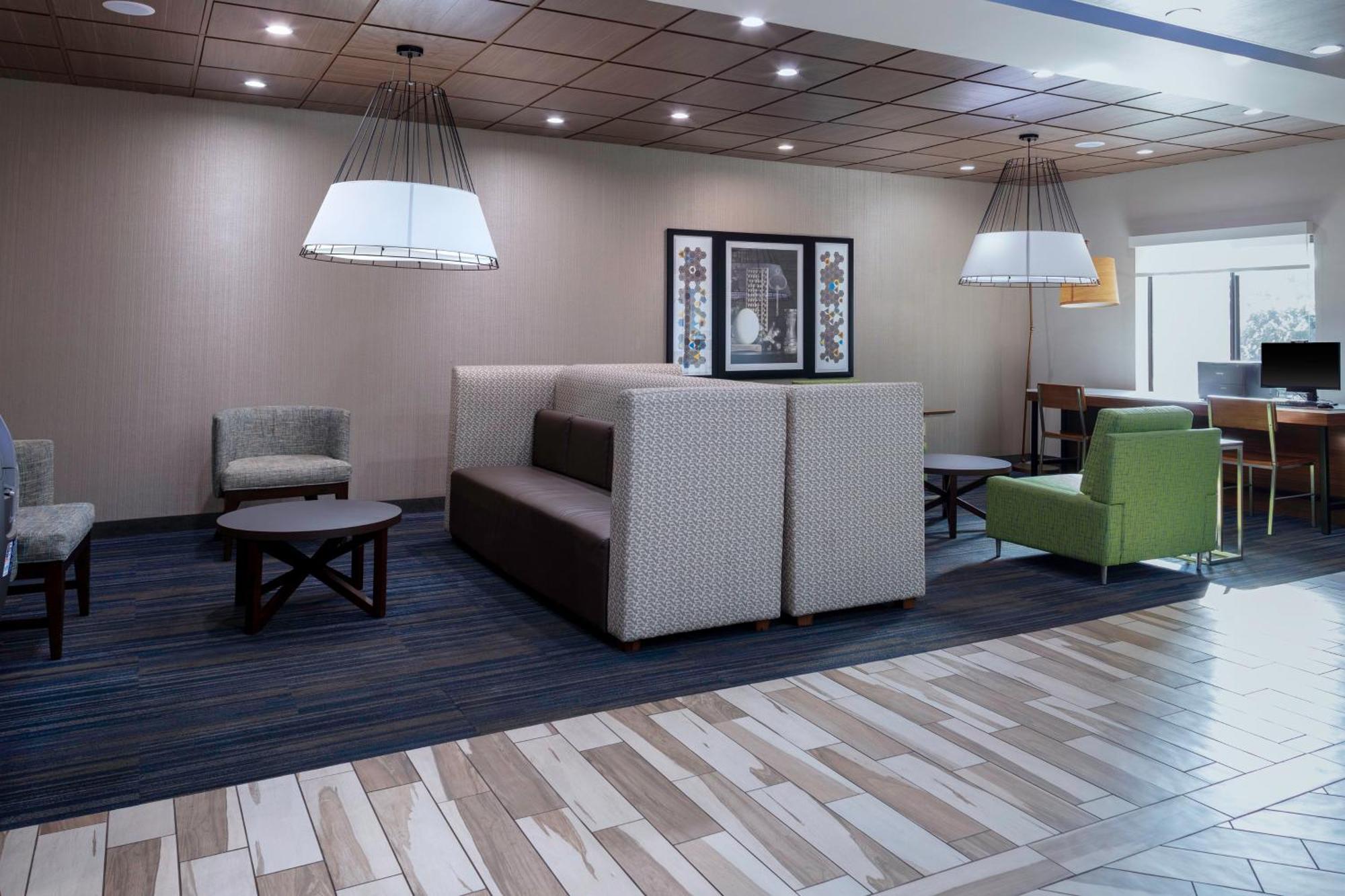 Holiday Inn Express & Suites Roanoke Rapids By Ihg Luaran gambar