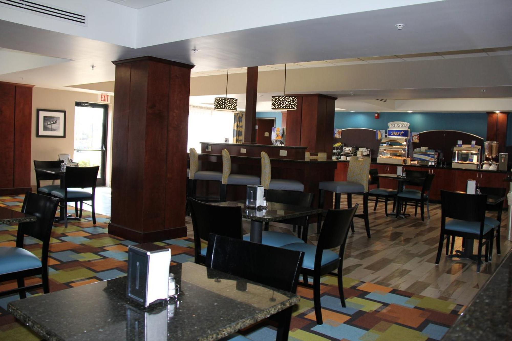 Holiday Inn Express & Suites Roanoke Rapids By Ihg Luaran gambar