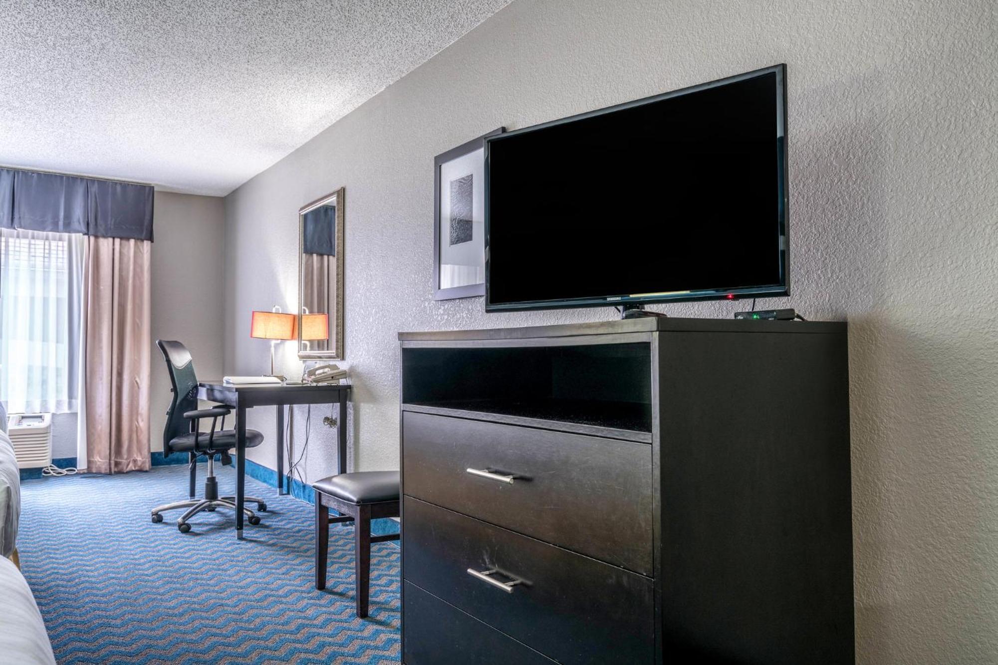 Holiday Inn Express & Suites Roanoke Rapids By Ihg Luaran gambar