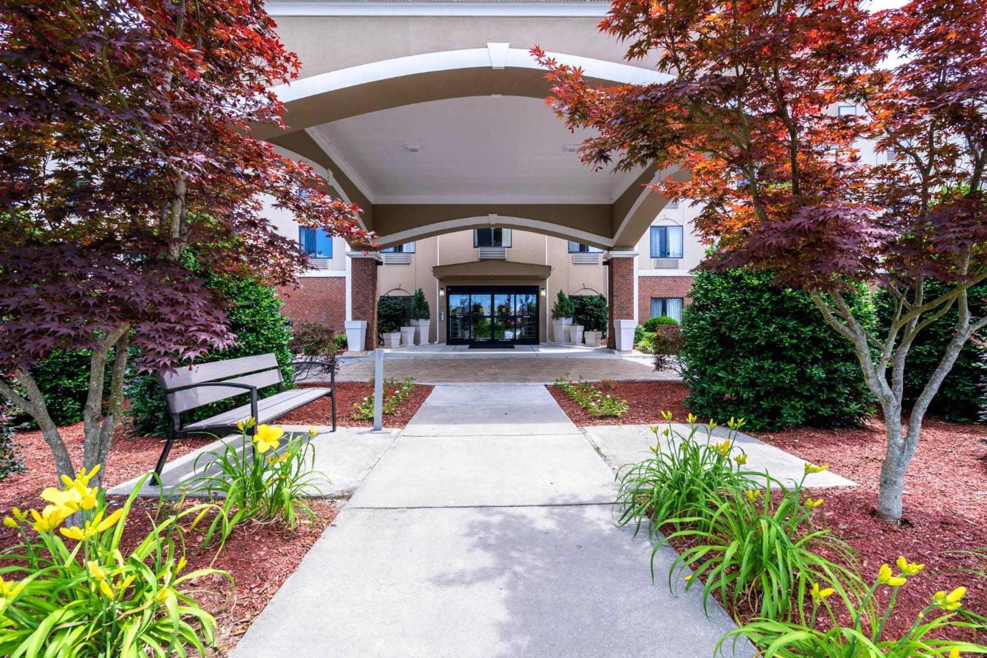 Holiday Inn Express & Suites Roanoke Rapids By Ihg Luaran gambar