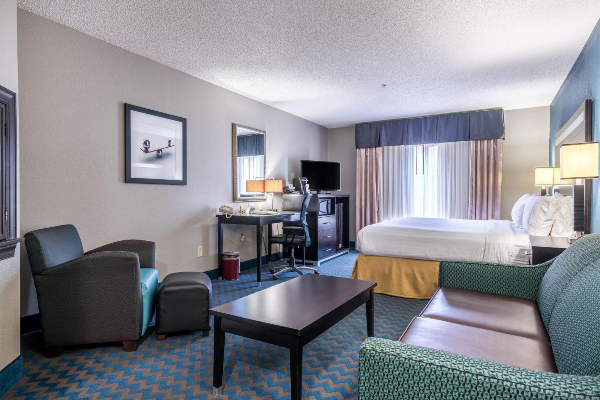 Holiday Inn Express & Suites Roanoke Rapids By Ihg Luaran gambar